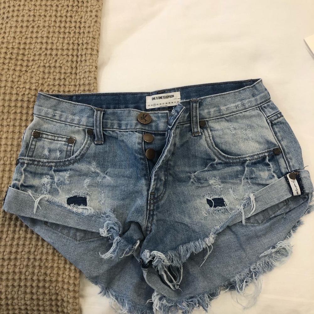 One teaspoon bandit shorts size 24